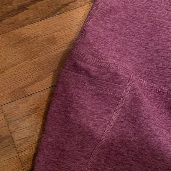 Beyond yoga leggings - Picture 3 of 5